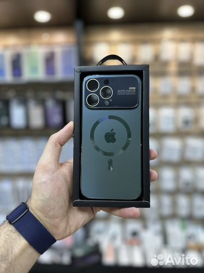 Чехол на iPhone