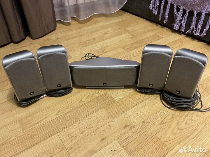 Колонки JBL scs200