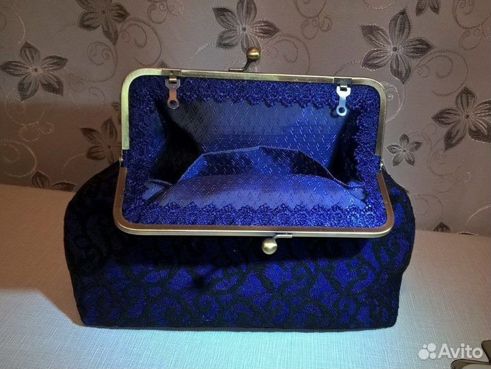 Сумка- клатч на фермуаре