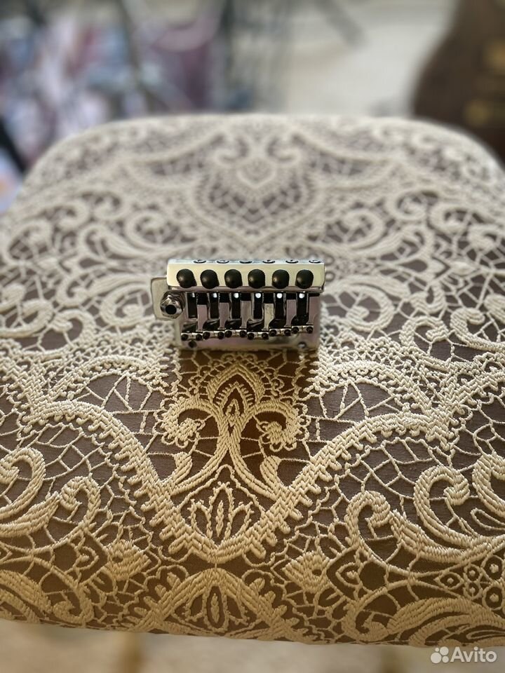 Gotoh tremolo original bridge