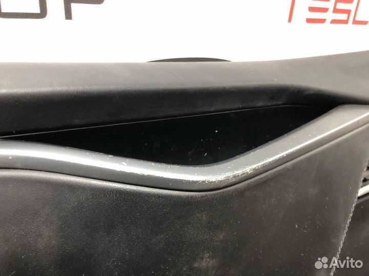 Обшивка двери передней левой Tesla Model S рест