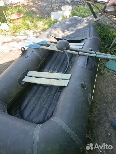 Лодка омега 21