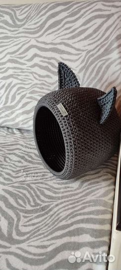 Вязаный домик для кота