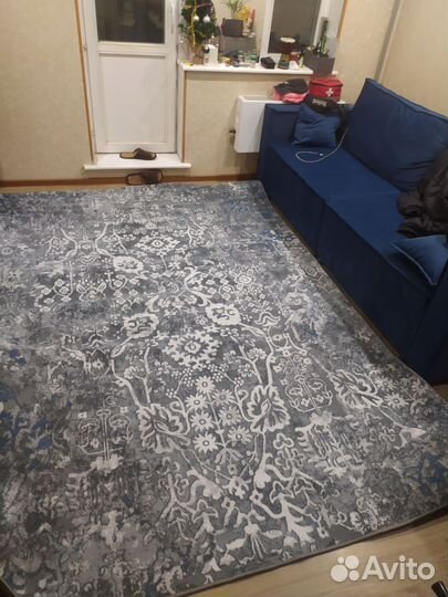Ковер 2 на 3 новый