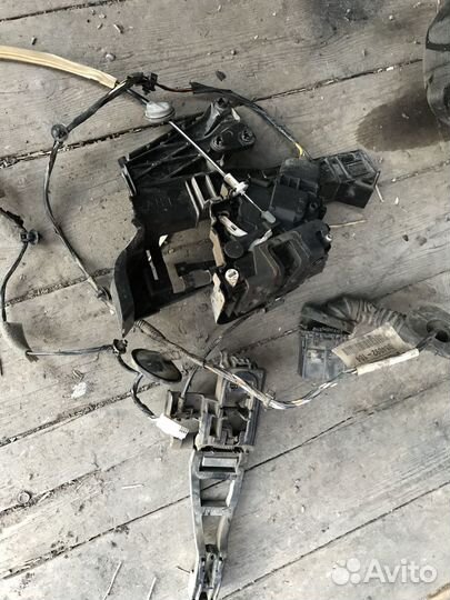 Замок двери ford focus 2