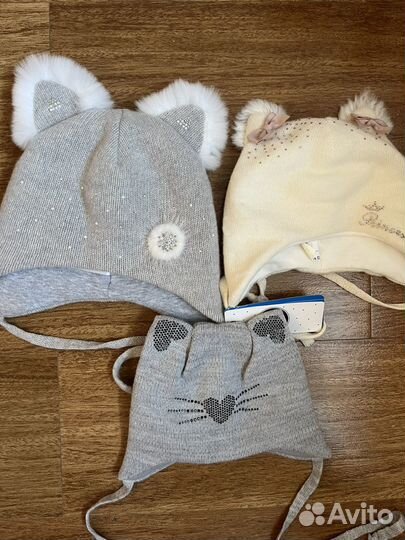 Продам шапочки для девочки осень-зима chobi