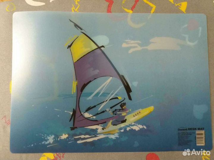 Краски, покрытие на стол