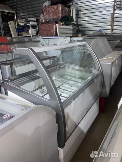 Витрина для мягкого мороженого 1,25м с накопителем