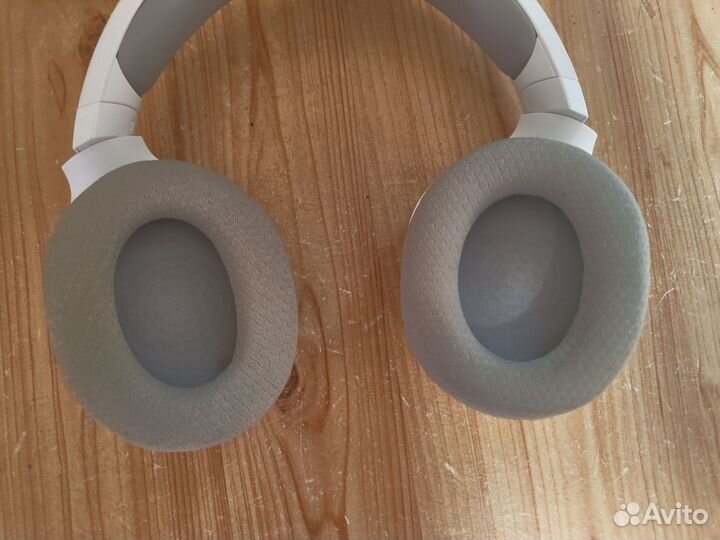 Беспроводные наушники Razer Barracuda X