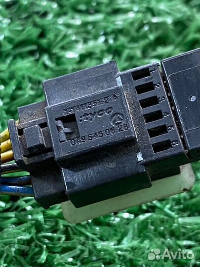 Фишка разъем Mercedes-Benz S-Class W221 273.968