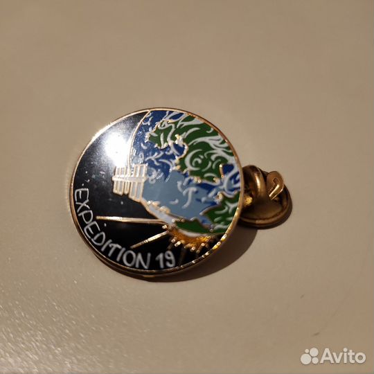 Коллекционное значок космической экспедиции nasa