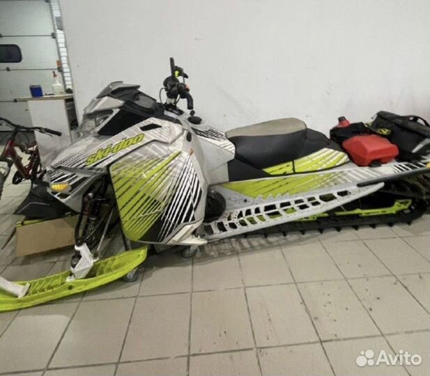 Продам снегоход