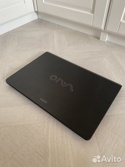 Sony SVF15A1S9RB