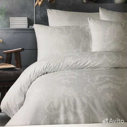 Постельное белье 1,5 простыня 180/240