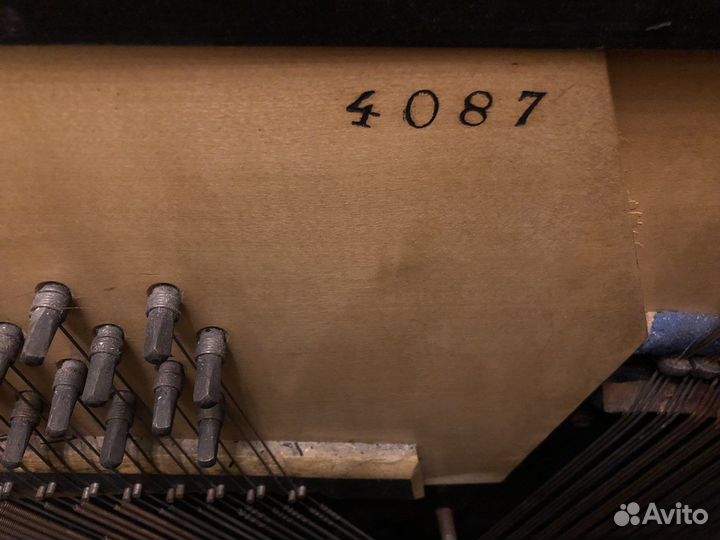 Пианино j.tresselt