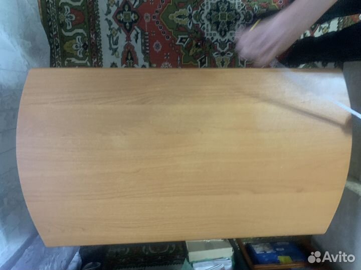 Кухонный стол