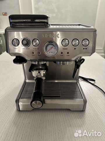 Кофемашина Bork с капучино + комплект для чистки