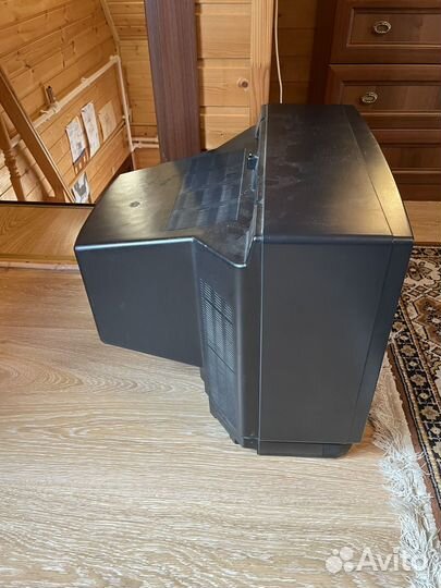 Продаю телевизор Sanyo