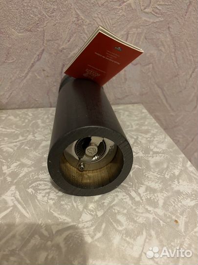 Мельница для соли Peugeot 18 см