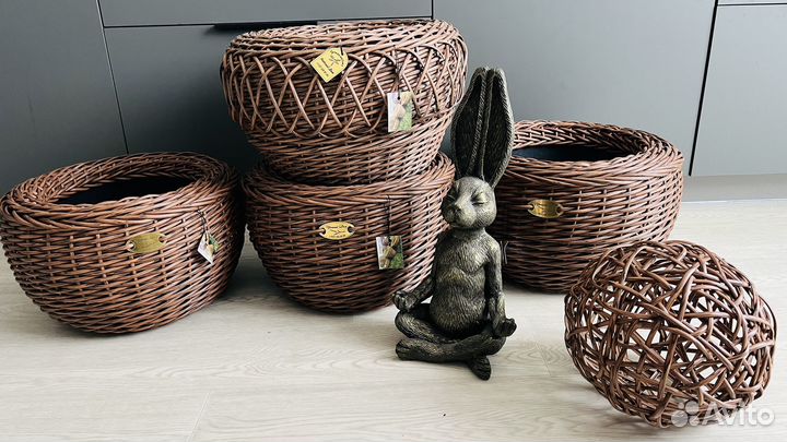 Кашпо из ротанга