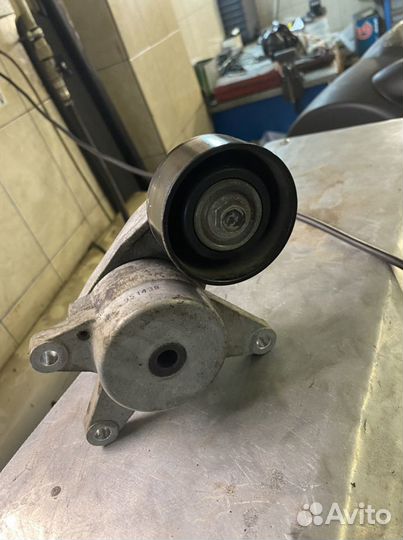 Натяжнойролик Hyndai Solaris2