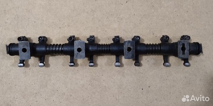 Ось коромысел в сборе газ-21 Волга