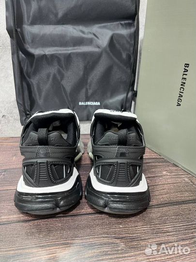 Balenciaga Track 2.0 Sneaker Black & White