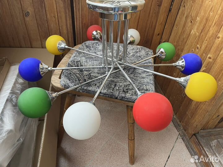 Люстра в идеальном состоянии