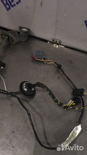 Электропроводка двери передняя правая Ford Fiesta