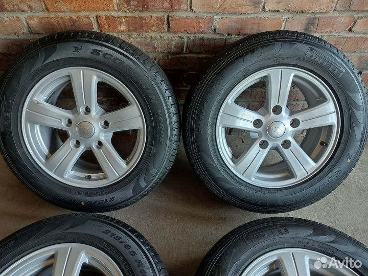 Колеса на ниву R16 5х139.7 Pirelli Scorpion
