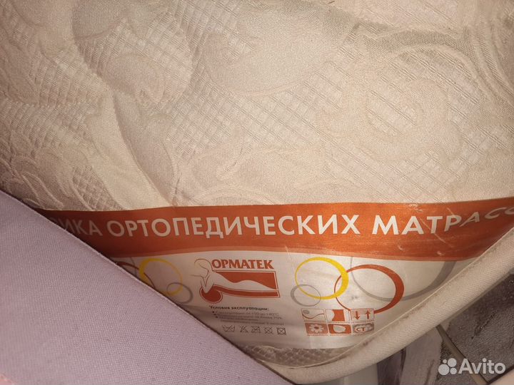 Кровать, матрас, шкаф