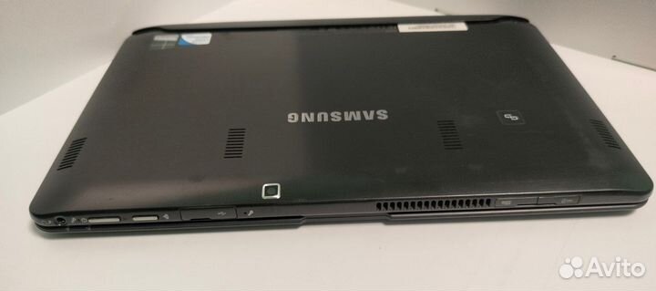 Планшет с клавиатурой Samsung XE700T1C-H02RU