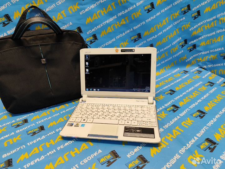 Нетбук Acer Aspire One на Intel Atom с сумкой