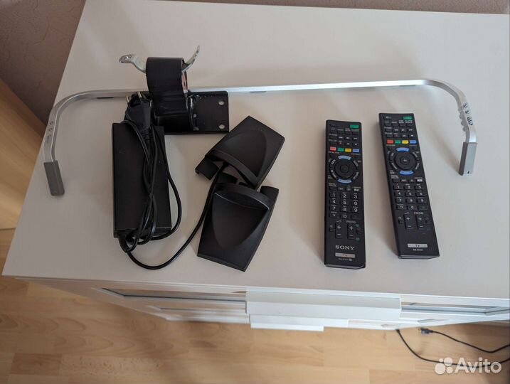 Продам телевизор Sony Bravia KDL-40W605B