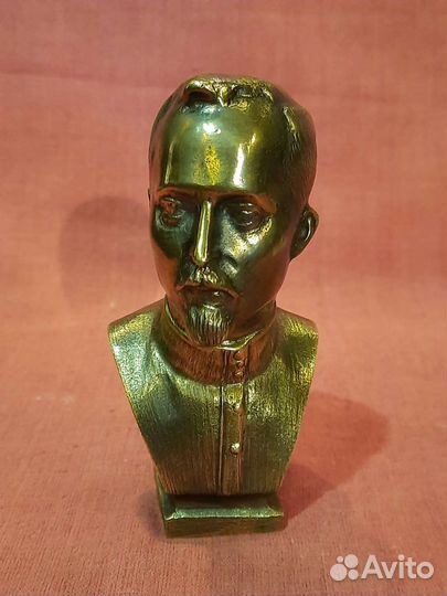Бюст Дзержинского бронза