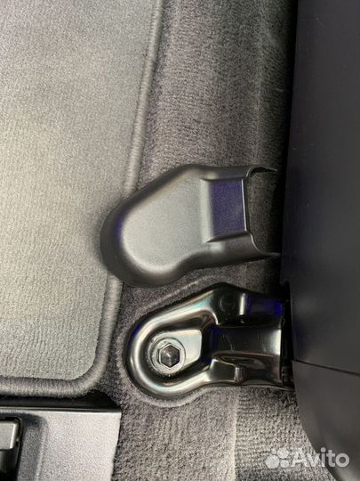 Накладки на крепление сидений Тойота Камри 40