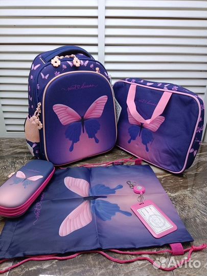 Школьный рюкзак