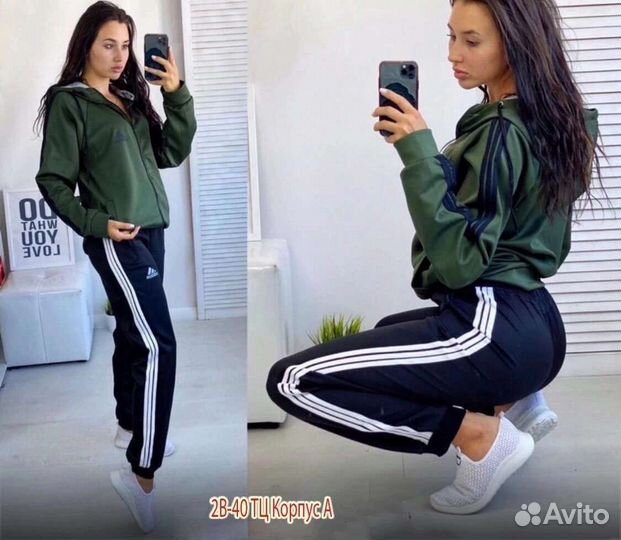 Спортивный костюм adidas женский