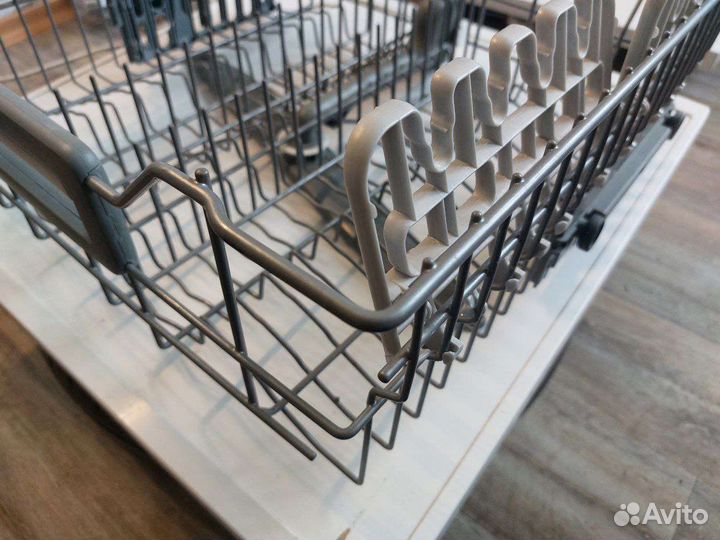 Корзины для посудомоечной машины Electrolux