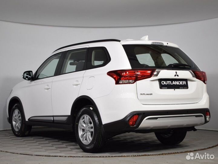 Mitsubishi Outlander 2 CVT, 2022