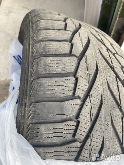 Nokian Tyres Hakkapeliitta R2 255/50 R20 109R