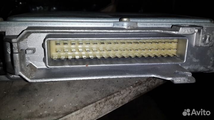 Блок управления двигателем (мозги ) ваз