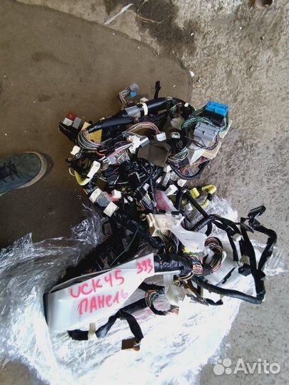 Проводка под торпеду Toyota Sequoia UCK45 2UZ-FE