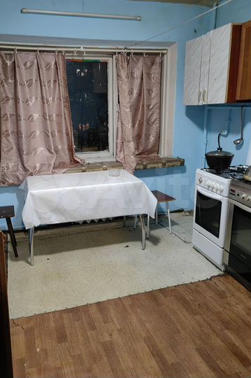 Комната 11,8 м² в 6-к., 2/5 эт.