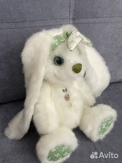 Заяц меховой ручная работа