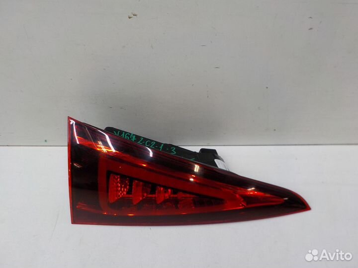 Фонарь задний левый внутренний Mercedes-Benz V167