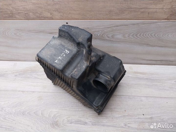 Корпус воздушного фильтра Renault Scenic 2