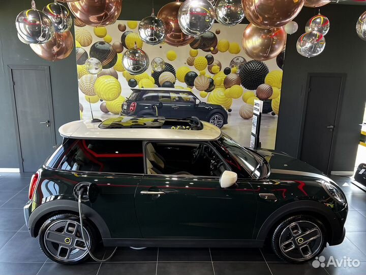 MINI Cooper SE 184 л.с. AT, 2023