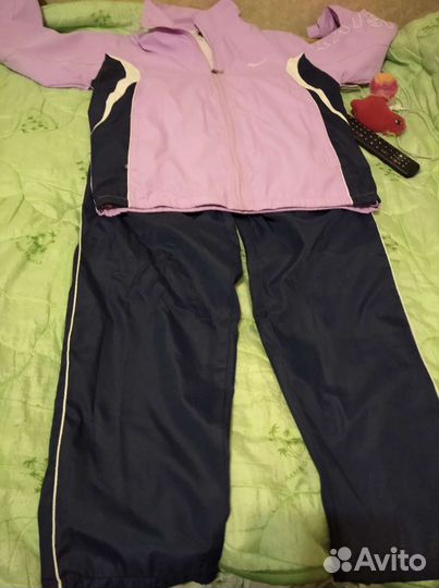 Спортивный костюм женский