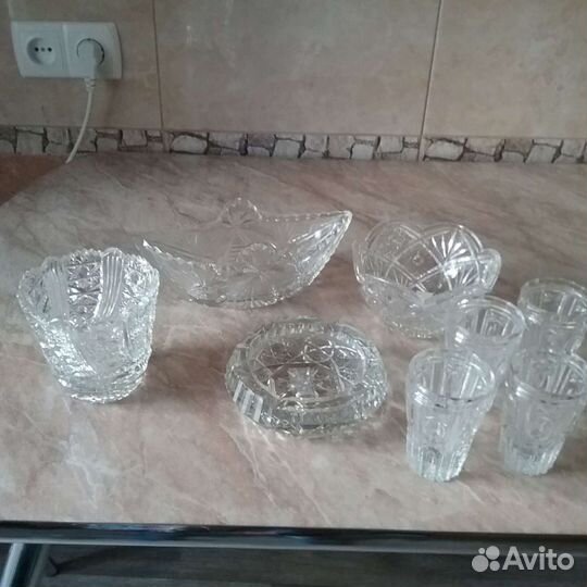 Хрусталь: салатницы, конфетницы,стопки